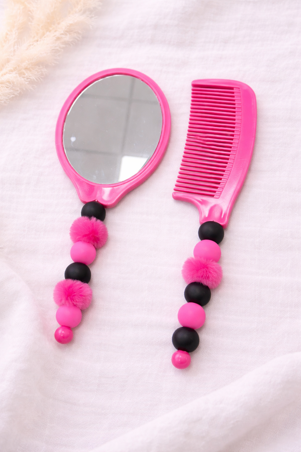 Beaded Mirror & Comb Set - Hot Pink & Black Beads